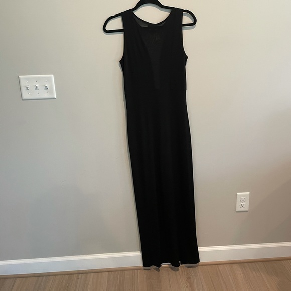 Sexy Floor Length Black Dress with Sheer Panel M - Picture 5 of 7